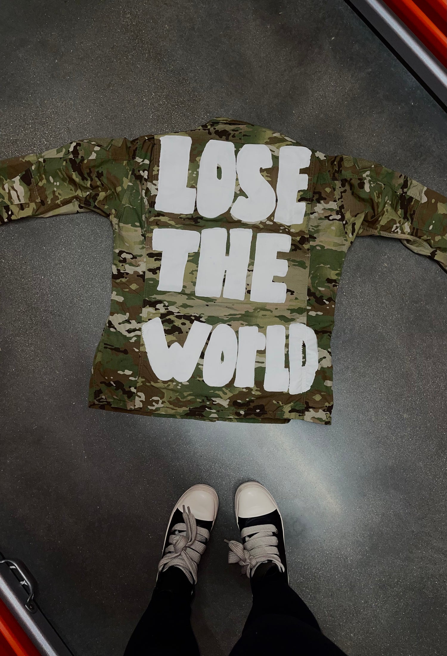 LOSE THE WORLD