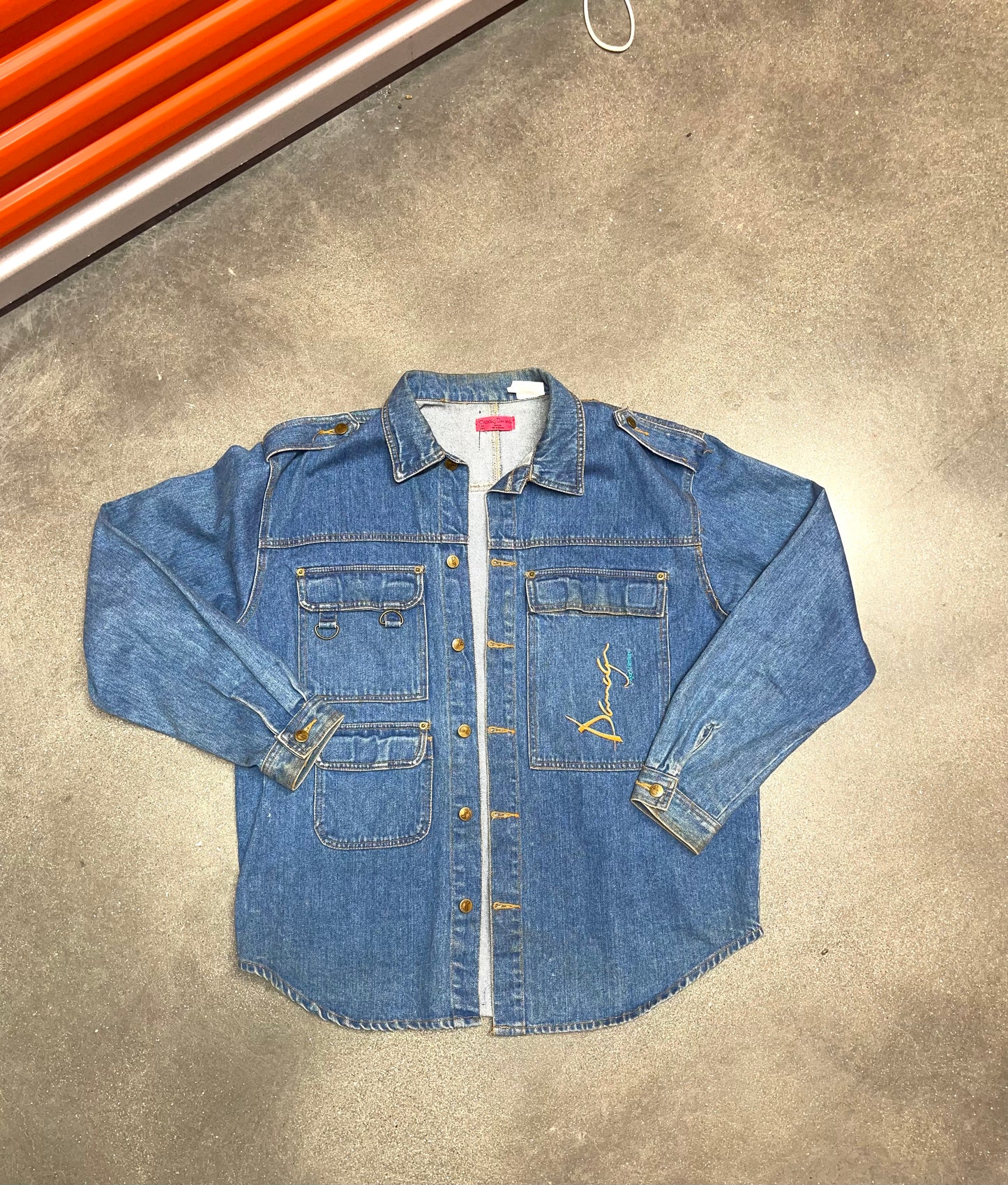 ZIPPED DENIM JACKET (MAN)